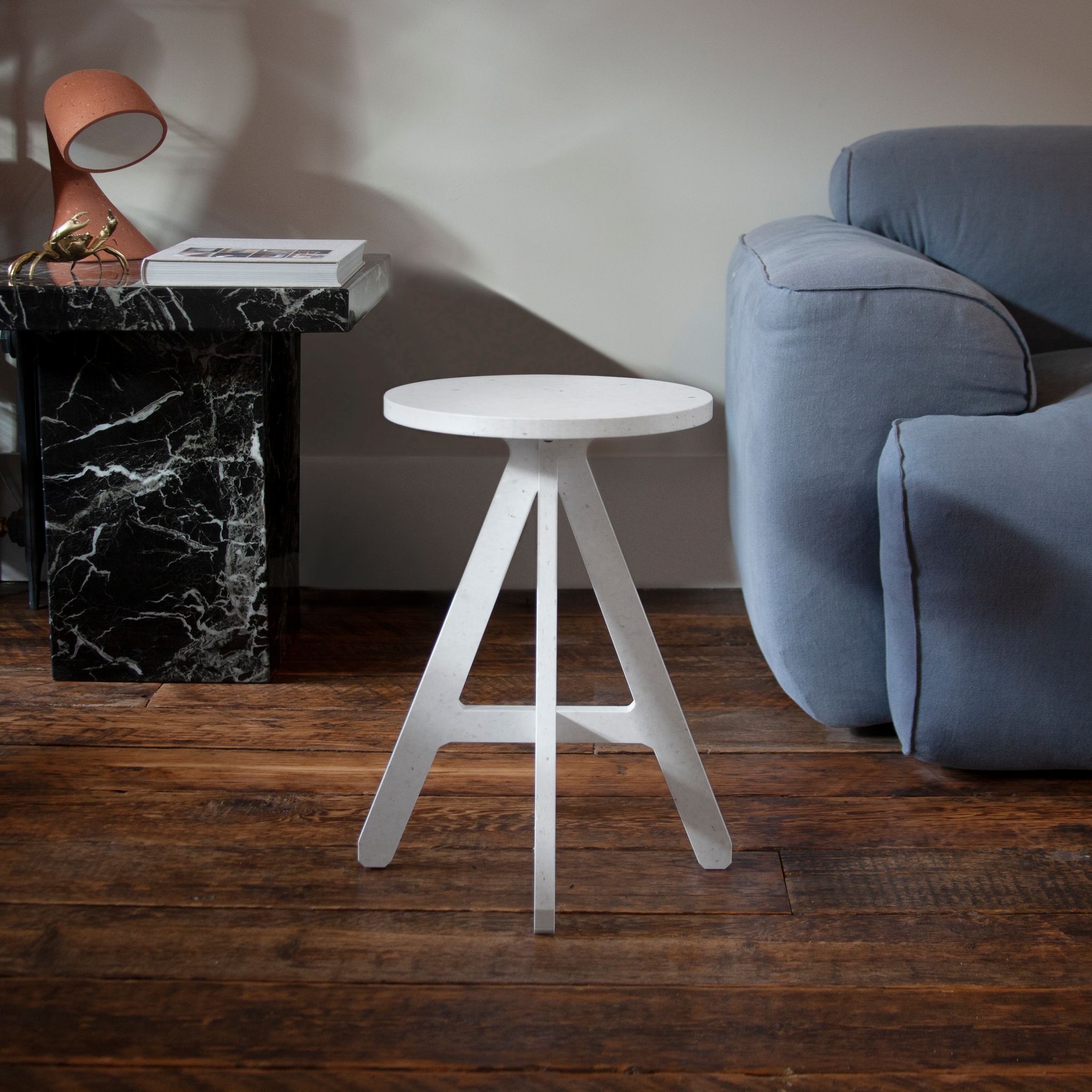 Replica Stool & Table